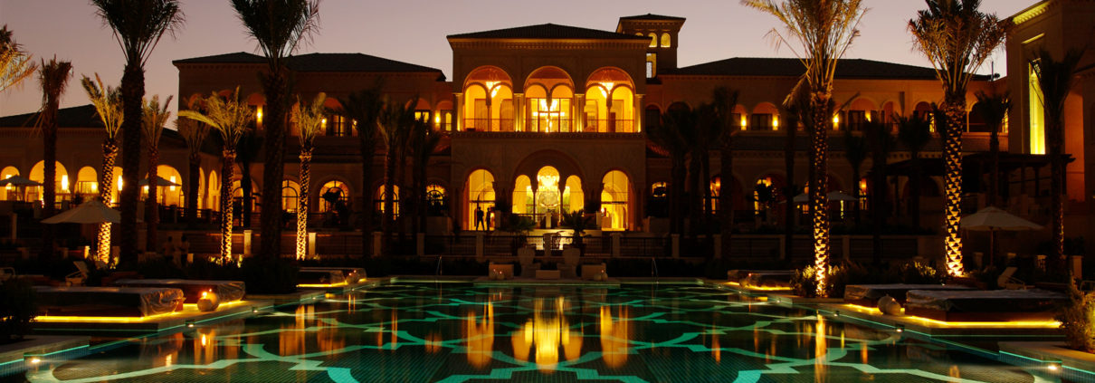 The-One-and-Only-The-Palm-Hotel-1210x423